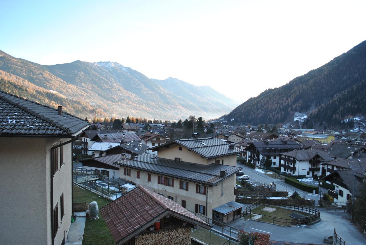 Appartement Villetta Con Giardino E Panorama à Carisolo Extérieur photo